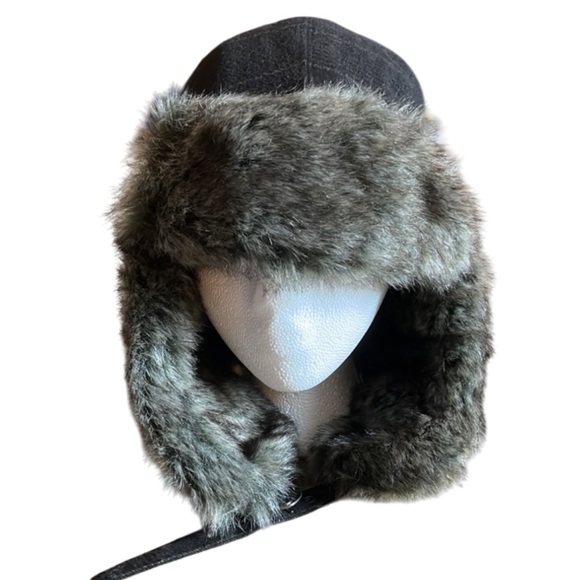 U3i Faux Fur Trapper Hat in Black and Gray - M/L - Picture 4 of 10